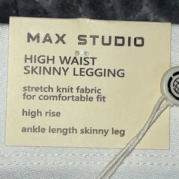 NWT Max Studio White High Waist High Rise Skinny Legging. Ankle Length.  Size M - Picture 2 of 13